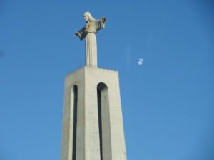 Cristo Rei Christ Statue