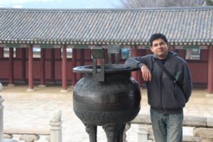 They display artifacts just like at Tiananmen